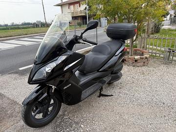 Sooter kymco downtown 300L i