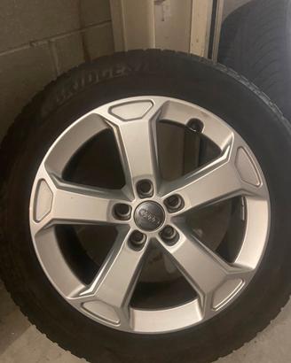 treno gomme e cerchi Audi Q2