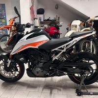 Ktm duke 390