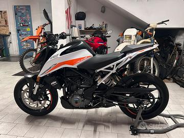 Ktm duke 390