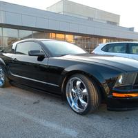 mustang 4.6 V8 manuale