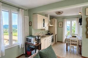 Casa indipendente di 80 m² con 4 locali a Varano d