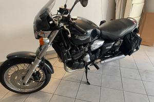 Triumph Leggend TT 900