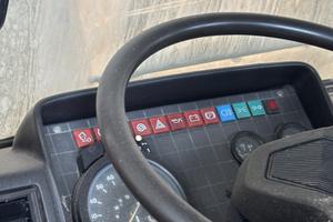 Iveco 79.14 con cassone ribaltabile trilaterale