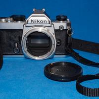 Nikon FM, nuove guarnizioni, tappo, tracolla