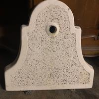 Fontanella in pietra