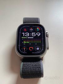 Apple Watch Ultra 2 49mm Cassa in Titanio