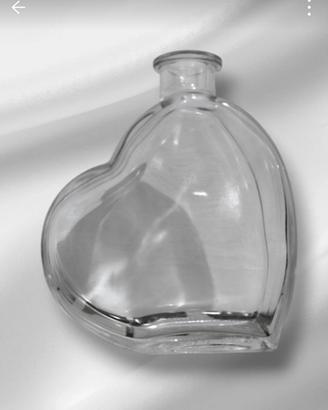 💖 Bottiglia in vetro a forma di cuore