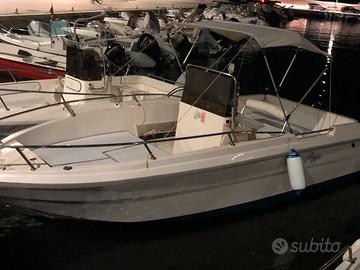 Venfita open 6,5 metri e motore 40/60 Mercury