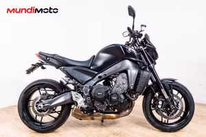 YAMAHA MT 09 - 2023