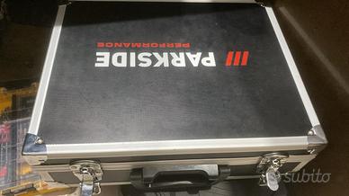 Valigetta Parkside  + set cacciaviti