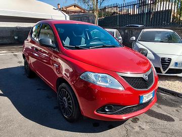 Lancia Ypsilon 0.9 TwinAir 5 porte Metano Ecochic 