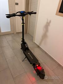 Monopattino elettrico Isinwheel D2