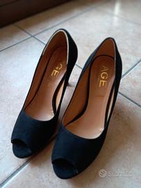 Decollete' in camoscio