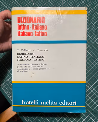 Libro dizionario vocabolario Latino