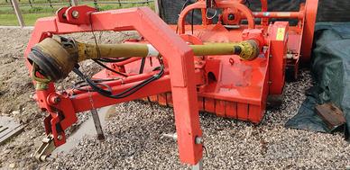 Trincia laterale BR 200