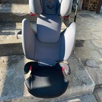 Seggiolino auto 15-36 Kg ISOFIX