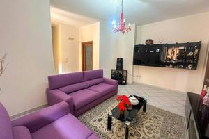 S2 appartamento con cantina in zona via pomerio