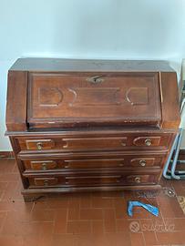 Cassettiera in legno