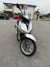 Piaggio Beverly 400