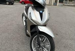 Piaggio Beverly 400