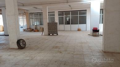 Stabile per diverse attività