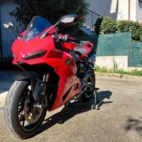 Ducati Panigale V2