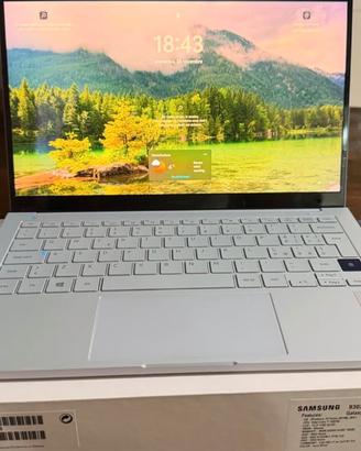 Samsung Galaxy Book Ion 13.3” i7/ 16Gb/ 512Gb SSD