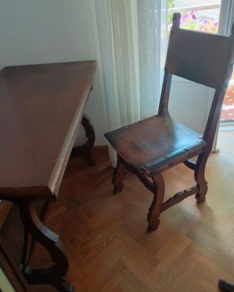 Tavolo/scrivania con sedia