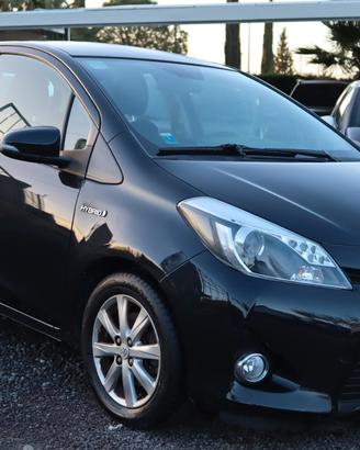 Toyota Yaris 1.5 Hybrid 5 porte Lounge