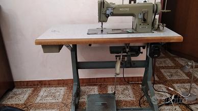 due macchine da cucire