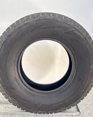 Pneumatici Invernali 235 75 R15