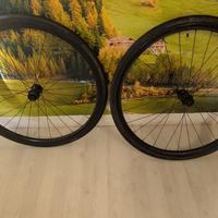 cerchi SYNCROS completi di gomme Pirelli 