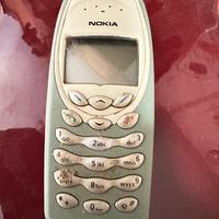 Vecchi telefoni cellulari