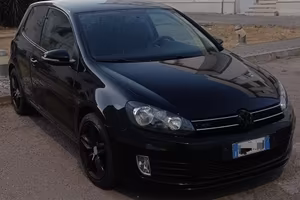 Volkswagen Golf Serie 6 2.0 TDI – Total Black