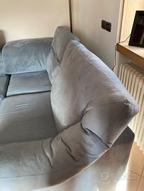 DIVANO ANGOLARE IN MICROFIBRA