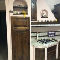 Cucina in legno massello e muratura