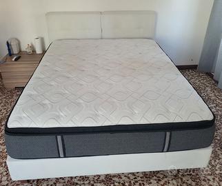 Letto matrimoniale