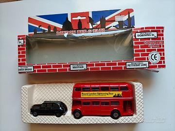 Bus Londra + Taxi Die-cast in scatola