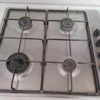 piano cottura,forno incasso e mobili cucina