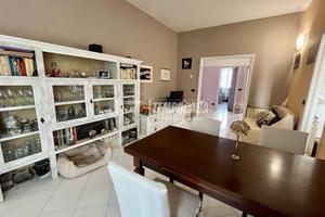 QUADRILOCALE IN CENTRO