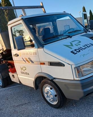 iveco Daily 35.10 turbo ribaltabile tre laterale 
