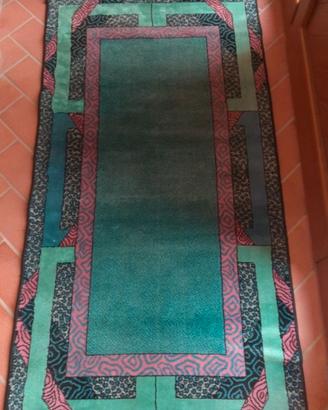 Tappeto cm 180×94. Motivi geometrici.