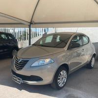 Lancia Ypsilon 0.9 TwinAir 85 CV 5 porte Metano Ec