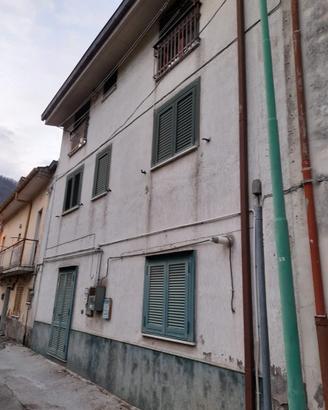 Casa indipendente su 3 livelli