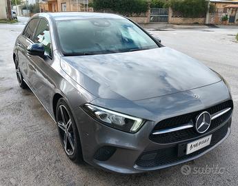 Mercedes Benz Classe A 180d 