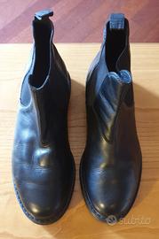 Scarpe da donna in pelle nera numero 40 