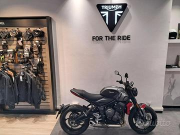 TRIUMPH Trident 660 .