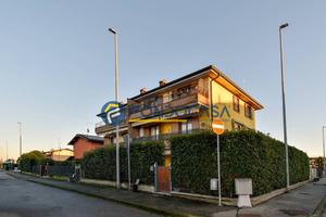 Appartamento di 90 m² con 3 locali e box auto a Ch