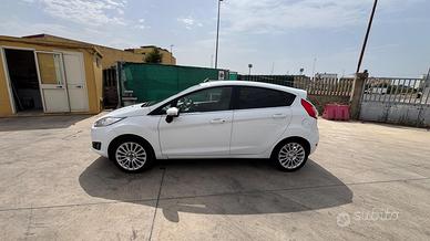 FORD FIESTA 1.5 DCI TITANIUM